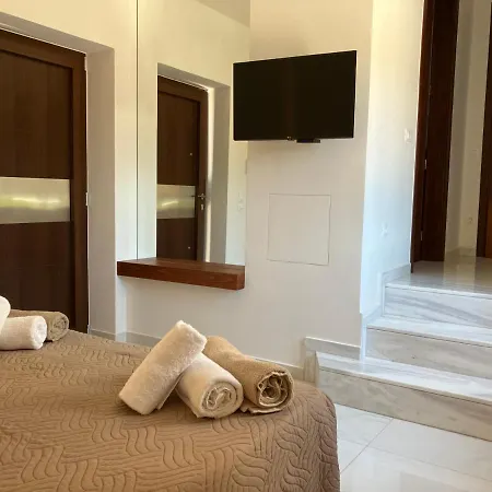 Villa Agios Nikolaos Beach Villas